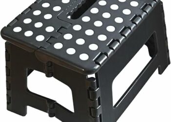 Armo® Compact Folding Step Stool: Perfect Blend of Convenience and Safety