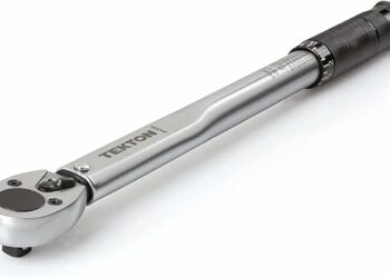 How to store a TEKTON 3/8 Inch Drive Torque Wrench correctly?